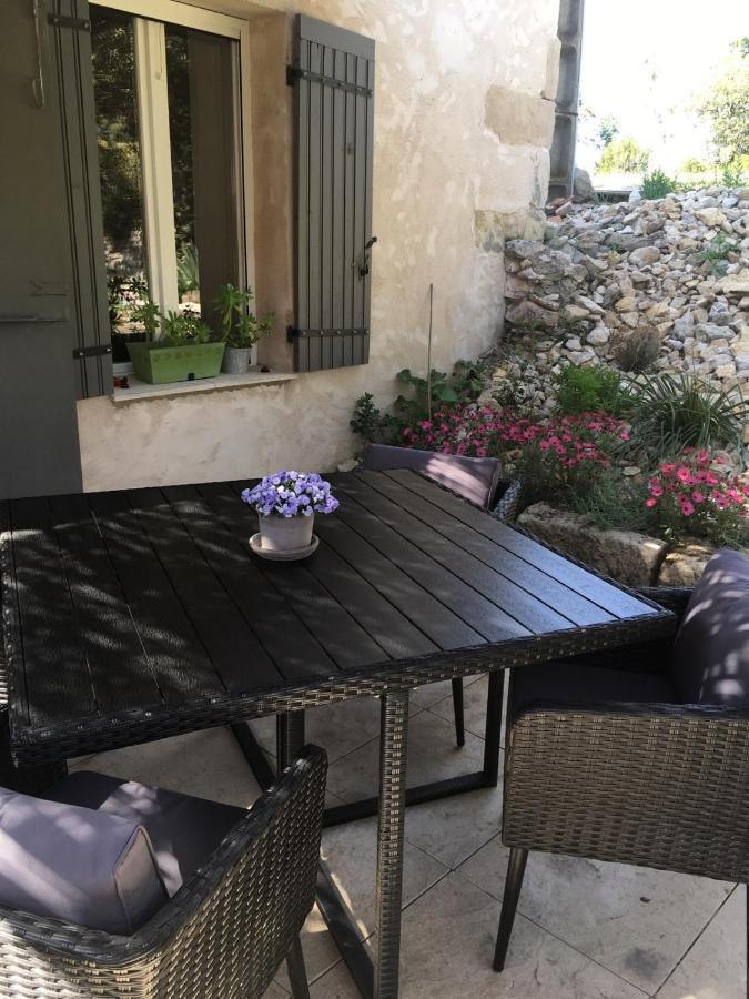 Juste Derriere Chez Nous Villa Boulbon ภายนอก รูปภาพ